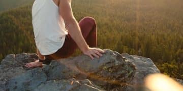 Is a Gap Year Worth the Investment? Financial & Educational Benefits - Cover Image