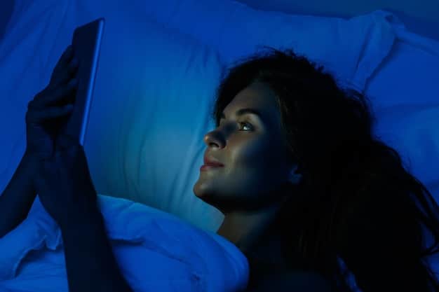 Latest Study: Blue Light Exposure Before Bed Reduces Sleep Quality by 30%
