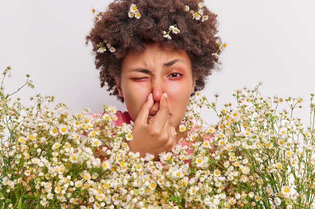 Managing Seasonal Allergies: Expert Tips for 2025