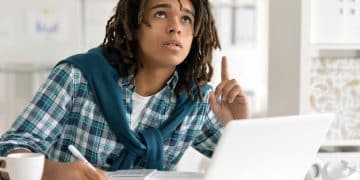 College Student Budget: Manage Expenses, Avoid Debt - Cover Image